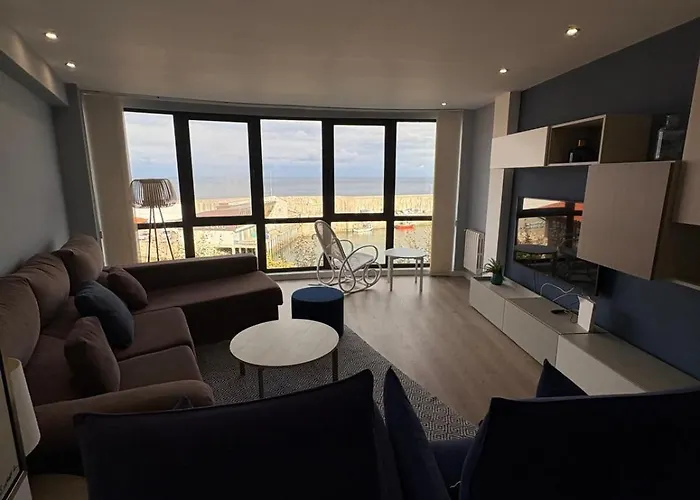 Piso Tríplex Con Increíbles Vistas, Selnatur * Llanes