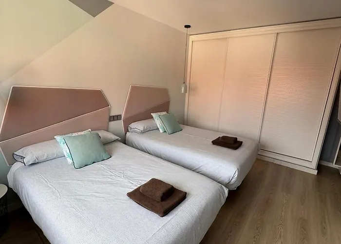 Apartamento Piso Tríplex Con Increíbles Vistas, Selnatur Llanes